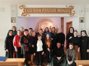 Honeyview_20230212_115510