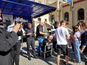 Honeyview_379102323_284256964364539_3635628811580568523_n