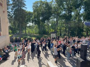 Honeyview_379906207_705475948289593_4853186573756915950_n