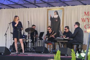 Honeyview_130_lecia_zgromadzenia_siostr_52